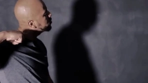 Possuído no halloween pelo espírito do sexo