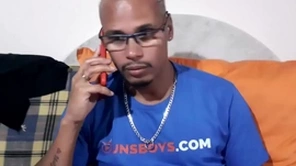 Pediu uma pizza de calabresa , mas acabou convencendo o entregador a trocar a pizza por sexo  l  assista completo ungenerous red