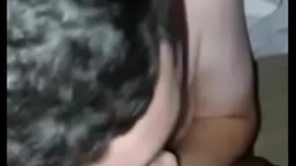Novinho mamando gostoso até gozar