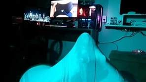 Using 3 vibrators forwards same length of existence to cum flick through my underwear