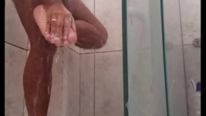 Homem gostoso no nanheiro