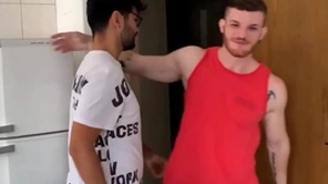 Minha mulher viajou meu amigo me chamou pra da uma ajuda - marcos goiano