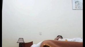 Inhalando en camera oculta