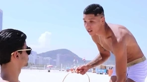 Coelho da páscoa fodendo o safado
