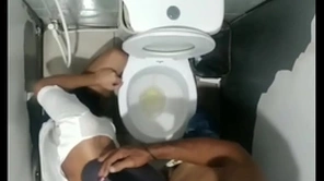 Gozo dentro mesmo e se reclamar mijo também