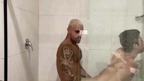 O dear boy que conheci na academia e levei para o motel.(disponível para assinantes)
