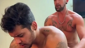 Hot muscle cur? fucking a young dude