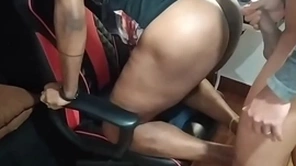 Fui fuder o rabudo depois do trabalho