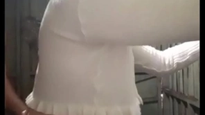 Pagando serviço com boquete e cuzinho