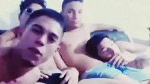 Amigos pajas y mamadas